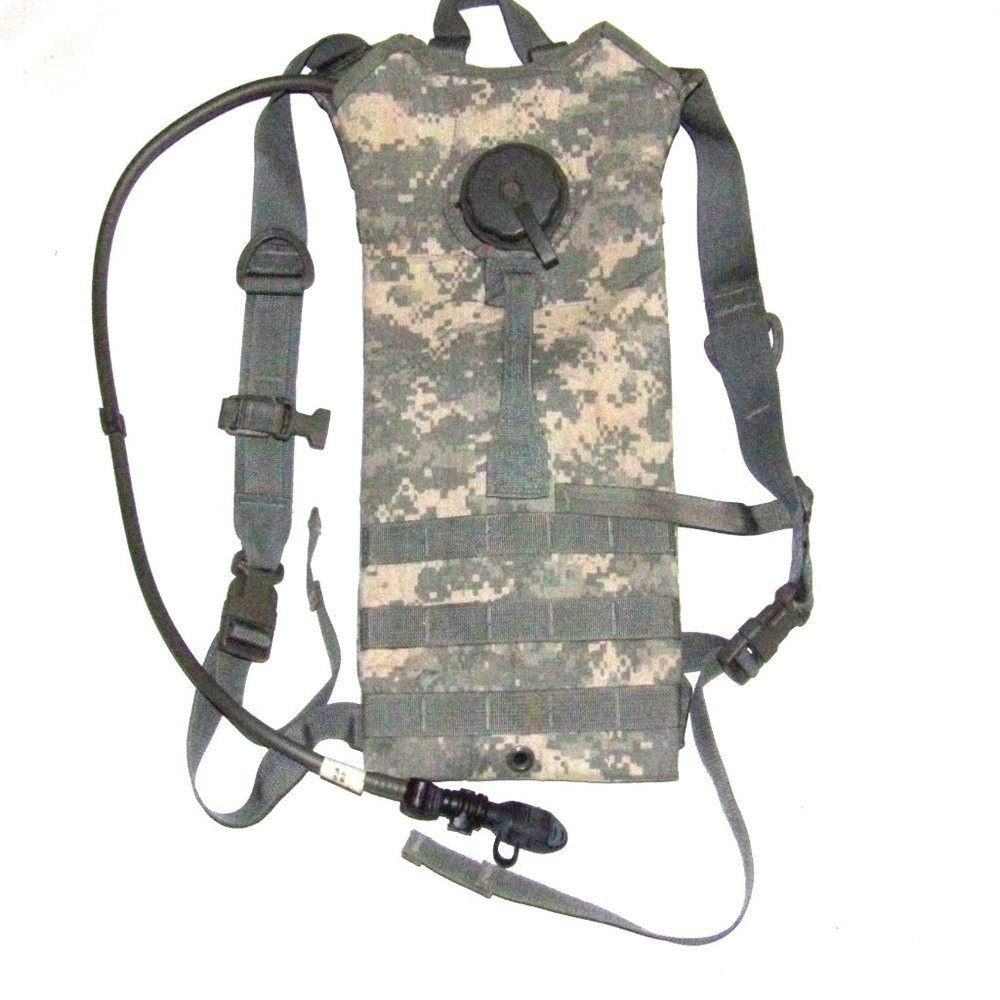 MOLLE Hydration Pack with 3 Liter/100 Oz Bladder